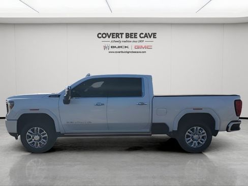 Used 2022 GMC Sierra 2500 Denali w/ Denali Ultimate Package image 5