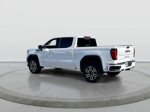 Used 2025 GMC Sierra 1500 AT4 w/ Technology Package AWD/4WD image 6