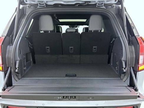 New 2026 Ford Expedition Platinum w/ Stealth Appearance Package image 23