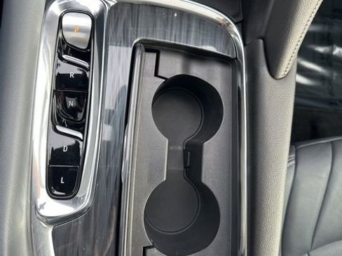 Used 2023 Buick Enclave Essence w/ Experience Buick Package image 27