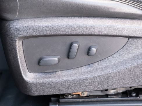 Used 2019 GMC Sierra 3500 Denali w/ Duramax Plus Package image 13