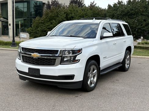 Used 2018 Chevrolet Tahoe LS w/ All-Season Package AWD/4WD image 3
