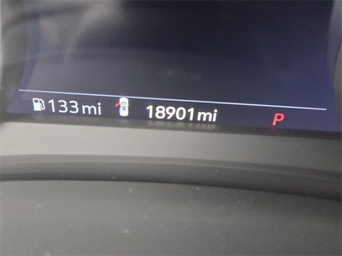 Used 2025 Cadillac XT6 Sport w/ Technology Package image 27