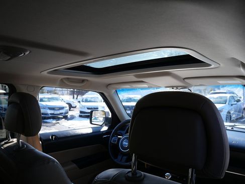 Used 2017 Jeep Patriot High Altitude image 28