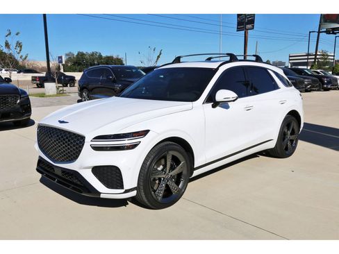 Used 2025 Genesis GV70 2.5T Sport Prestige w/ Sport Prestige Package image 3