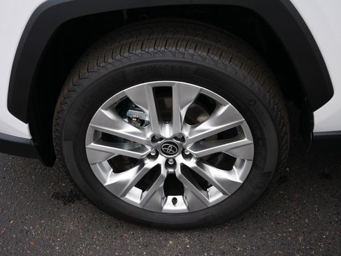 Certified 2025 Toyota RAV4 XLE Premium image 15