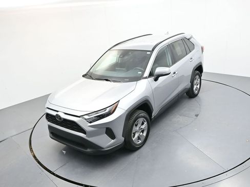 Used 2024 Toyota RAV4 XLE image 21