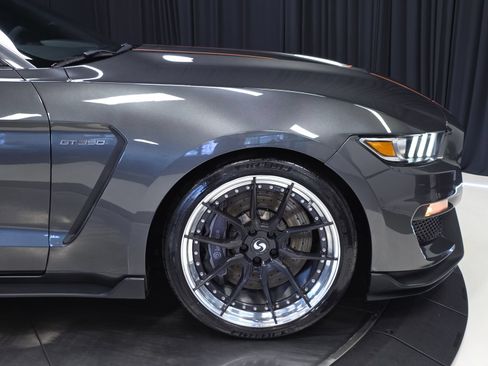 Used 2016 Ford Mustang Shelby GT350 w/ Technology Package RWD image 52