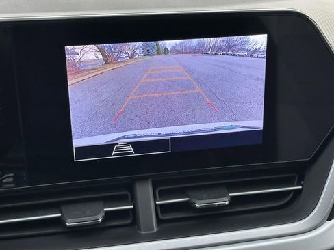 Used 2024 Chevrolet Trax RS w/ Driver Confidence Package image 32