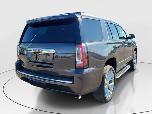 Used 2017 GMC Yukon Denali w/ Open Road Package AWD/4WD image 4