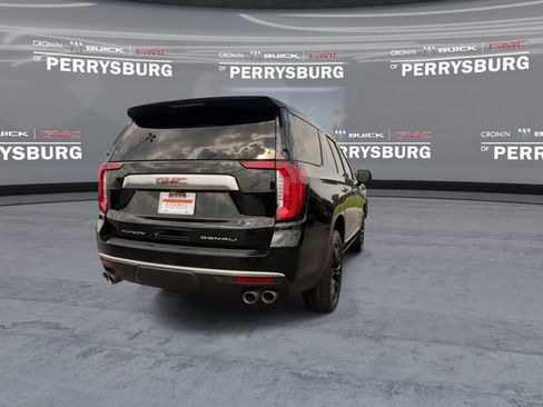 Used 2023 GMC Yukon Denali w/ Denali Reserve Package AWD/4WD image 7
