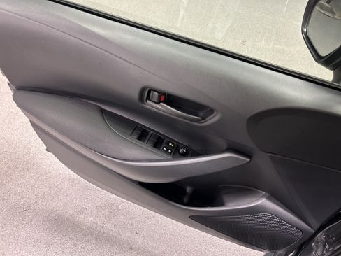 Certified 2025 Toyota Corolla LE FWD image 14