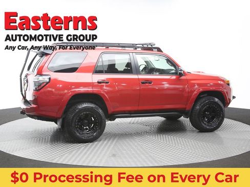 Used 2021 Toyota 4Runner Venture w/ Moonroof Package AWD/4WD image 44