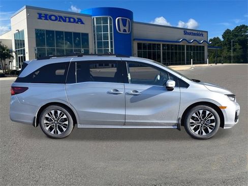 New 2026 Honda Odyssey Elite image 6
