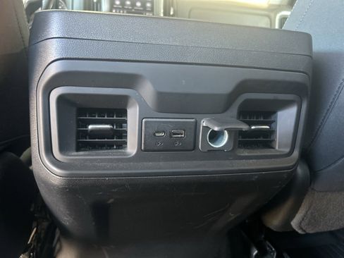 Used 2021 Chevrolet Silverado 1500 LT Trail Boss w/ LPO, Dark Essentials Package image 18