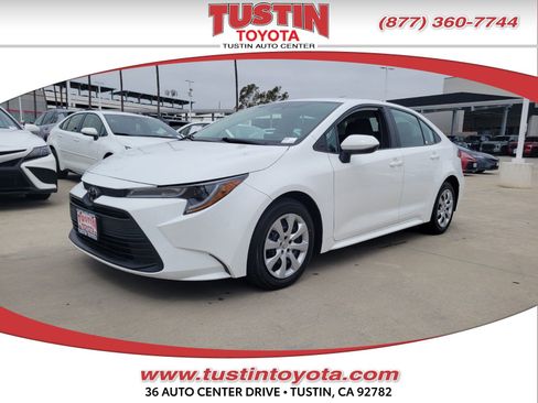 Certified 2023 Toyota Corolla LE FWD image 1
