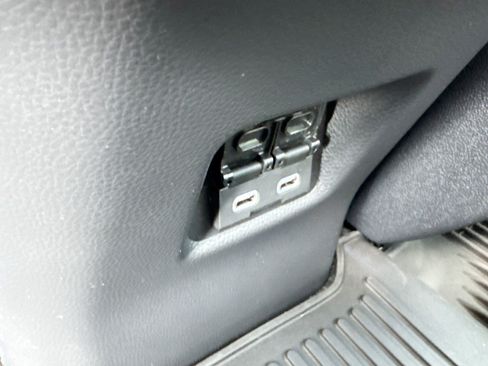 Used 2025 Toyota RAV4 XLE w/ Convenience Package AWD/4WD image 25