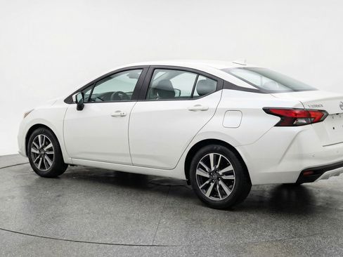 Used 2025 Nissan Versa SV FWD image 6