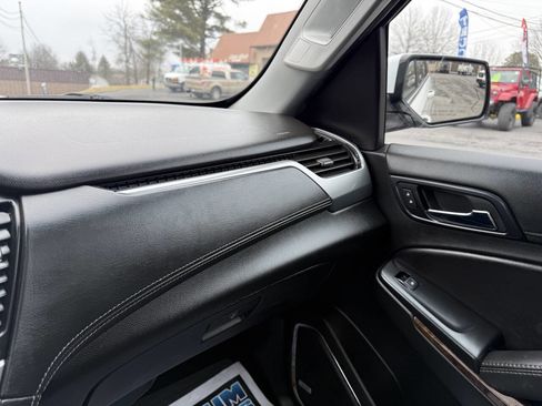 Used 2018 Chevrolet Tahoe LT image 20