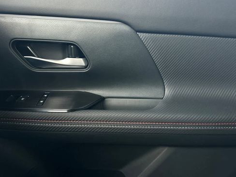 New 2026 Nissan Kicks SR image 18