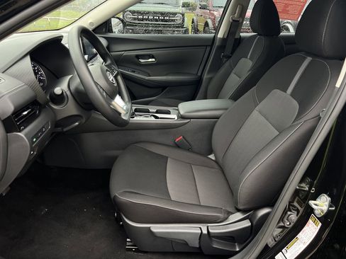 Certified 2025 Nissan Sentra SV image 20