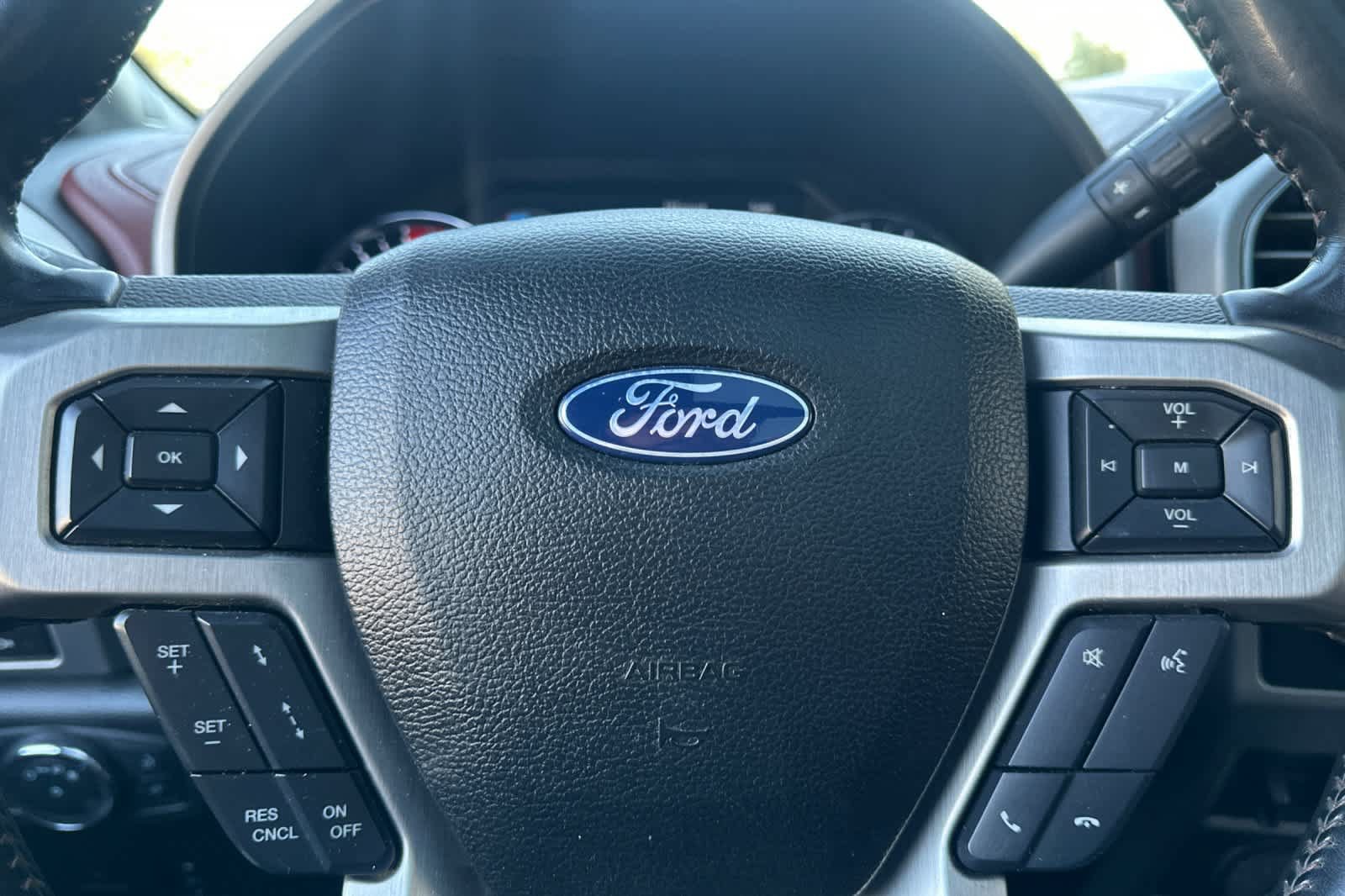 Used 2020 Ford F450 Platinum w/ FX4 Off-Road Package AWD/4WD image 24