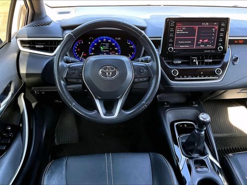 Used 2019 Toyota Corolla XSE image 6