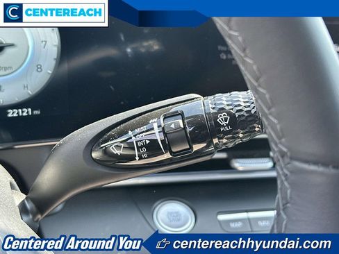 Used 2024 Hyundai Elantra SEL w/ Convenience Package FWD image 22
