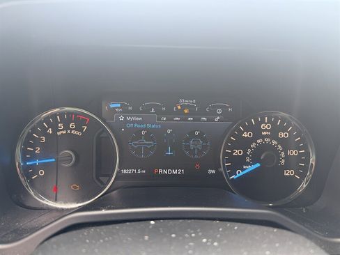 Used 2015 Ford F150 Lariat w/ Equipment Group 502A Luxury AWD/4WD image 10