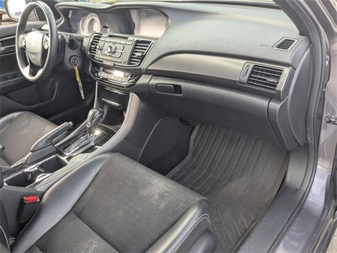 Used 2016 Honda Accord Sport image 25