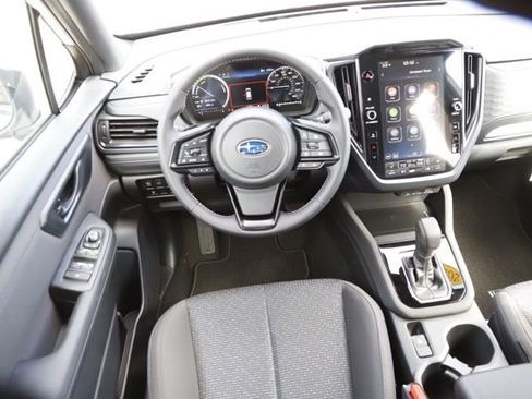 Used 2025 Subaru Forester Premium image 17