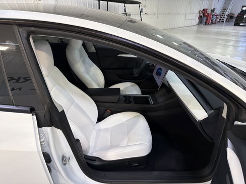 Used 2023 Tesla Model 3 Performance image 14