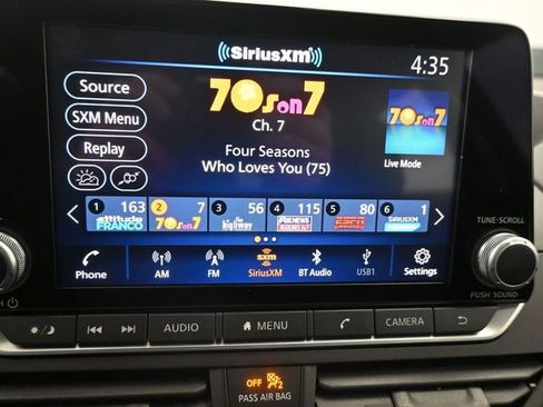 Used 2023 Nissan Altima 2.5 SV image 11