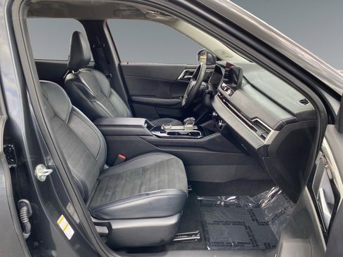Used 2025 Mitsubishi Outlander AWD image 15