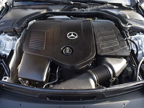 Used 2022 Mercedes-Benz C 300 4MATIC Sedan image 34