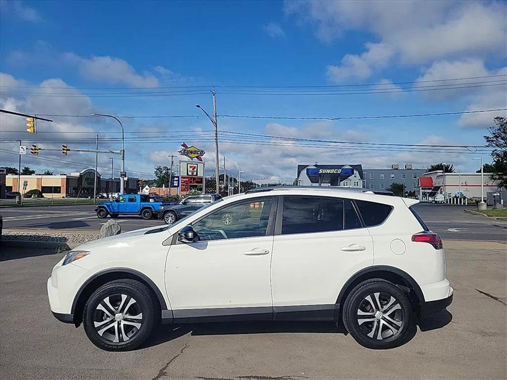 Used 2017 Toyota RAV4 LE w/ All Weather Liner Package AWD/4WD image 2