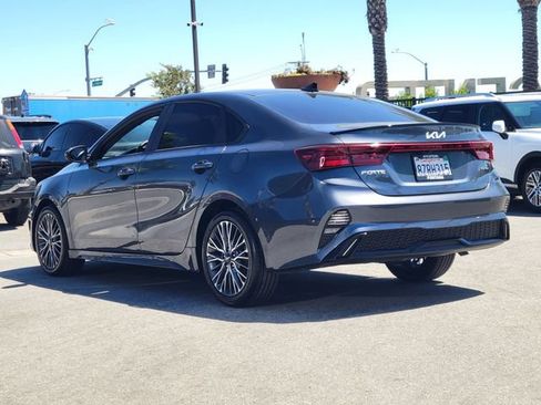 Used 2022 Kia Forte GT-Line w/ GT-Line Technology Package FWD image 3