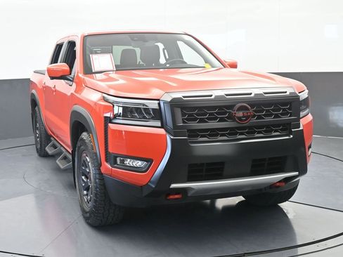 Used 2025 Nissan Frontier Pro-X w/ Pro Premium Package image 9