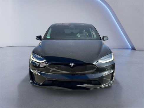 Used 2023 Tesla Model X image 8
