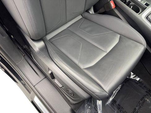 Used 2025 Audi Q3 2.0T Premium image 47