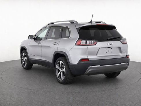 Used 2020 Jeep Cherokee Limited FWD image 4