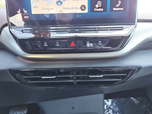 Certified 2023 Volkswagen ID.4 Pro RWD image 23