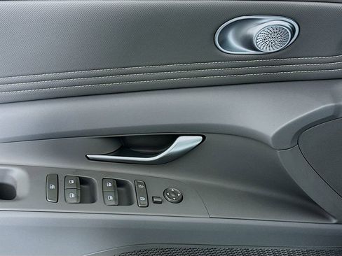 New 2026 Hyundai Elantra Sport image 18