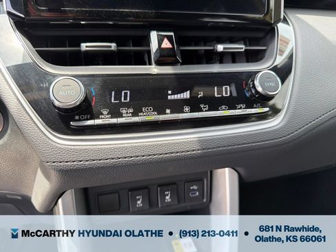 Used 2023 Toyota Corolla Cross AWD Hybrid w/ Convenience Package image 28