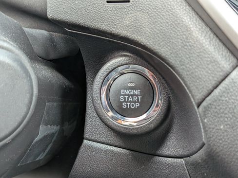 Used 2025 Subaru Ascent Premium AWD/4WD image 17