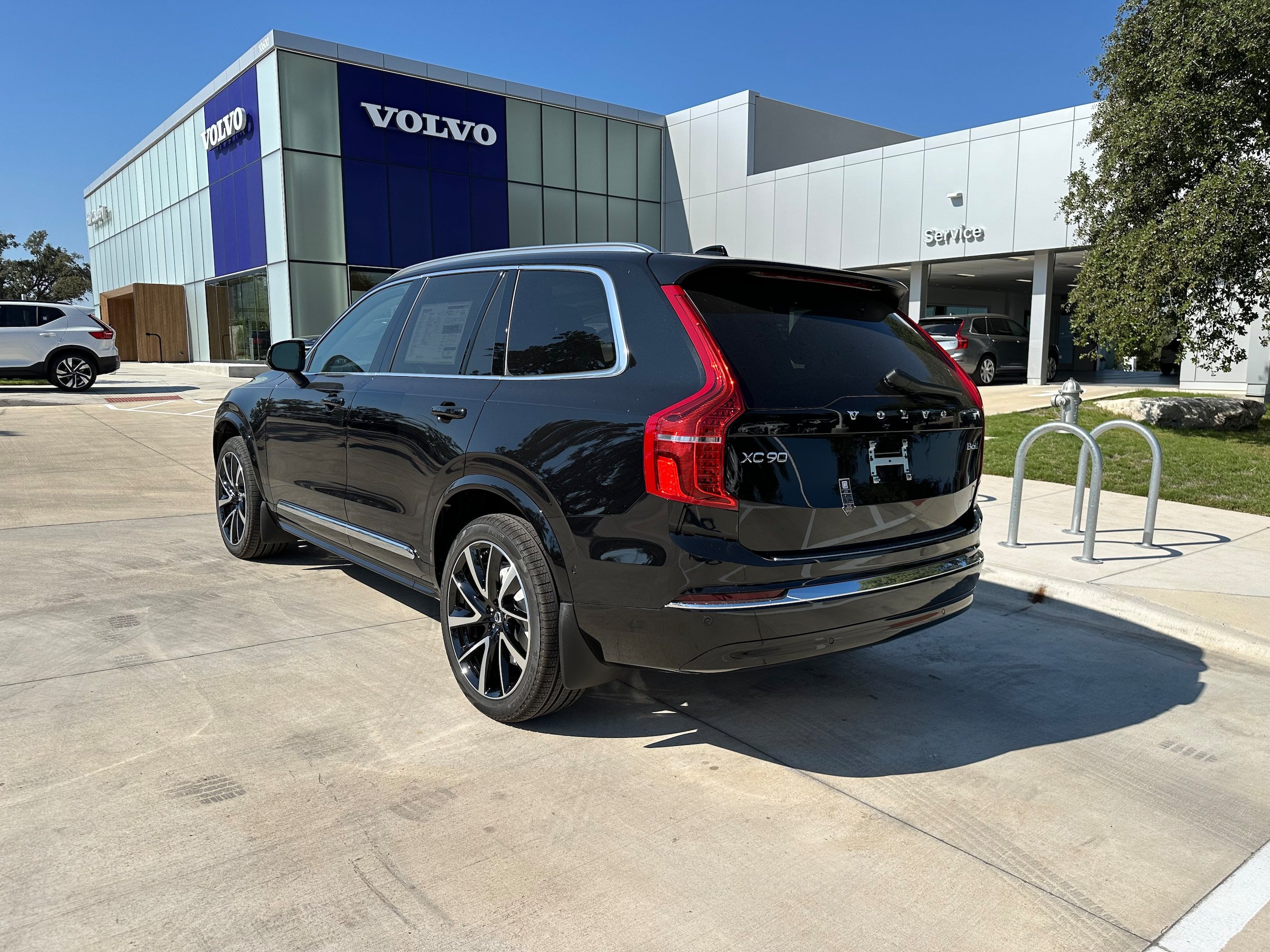 Used 2025 Volvo XC90 B6 Plus w/ Protection Package Premier AWD/4WD image 4