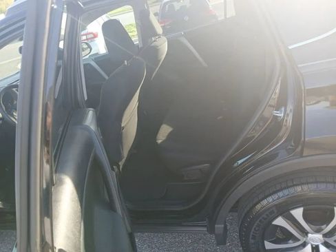Used 2016 Toyota RAV4 LE FWD image 19
