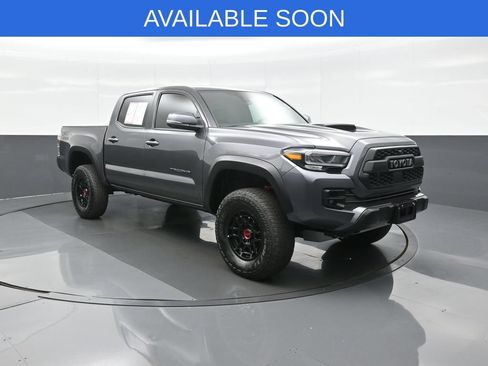 Used 2022 Toyota Tacoma TRD Pro AWD/4WD image 1
