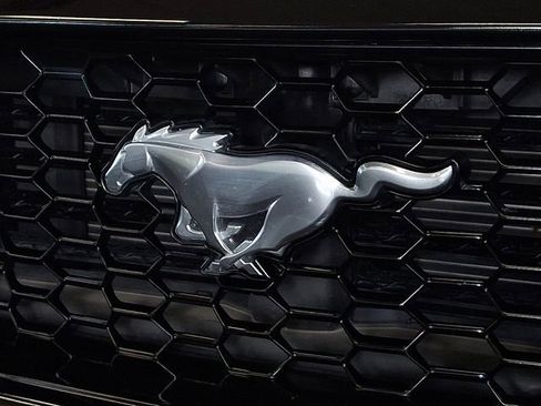 Used 2024 Ford Mustang GT Premium image 31