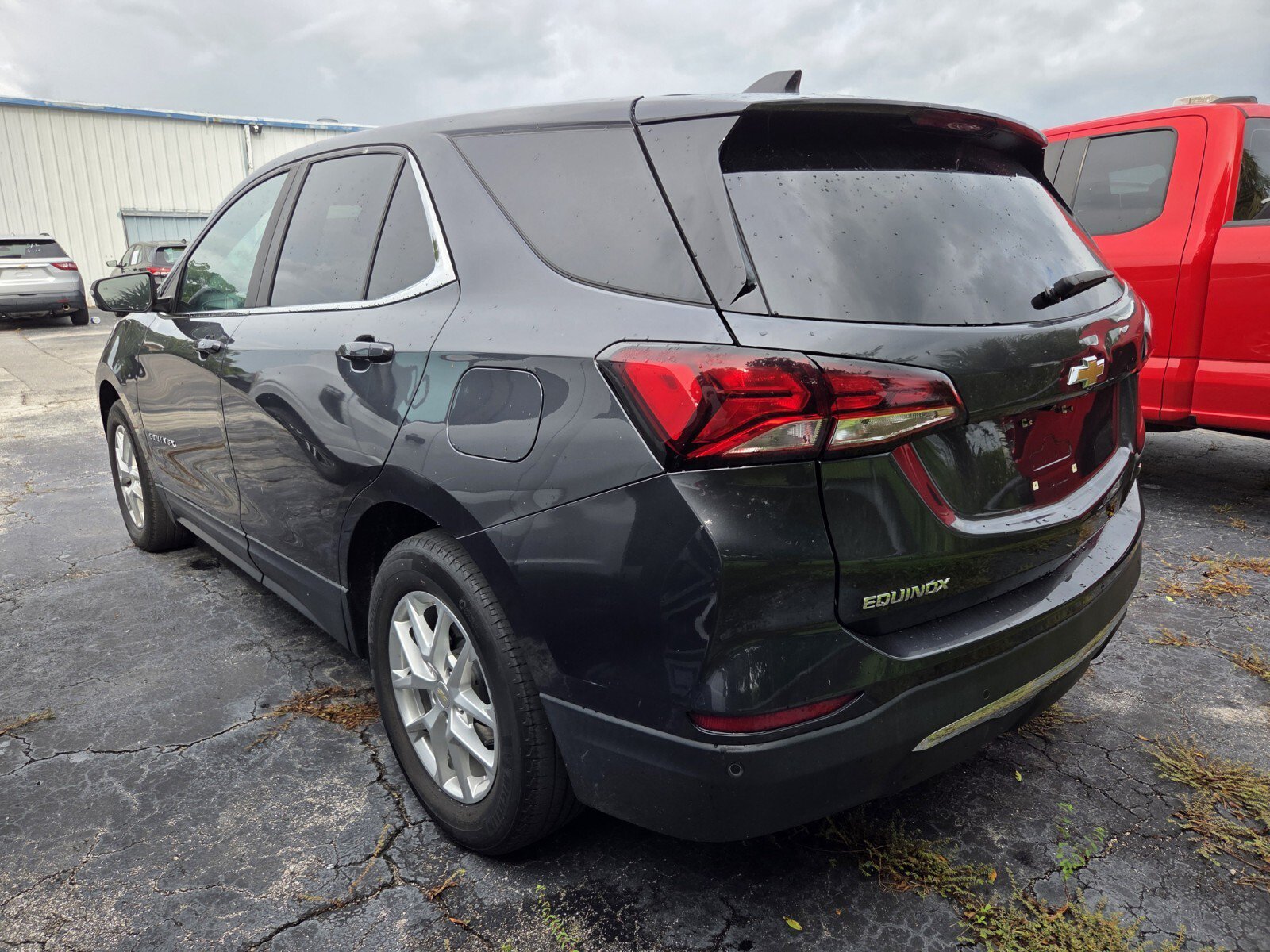 Used 2022 Chevrolet Equinox LT FWD image 2